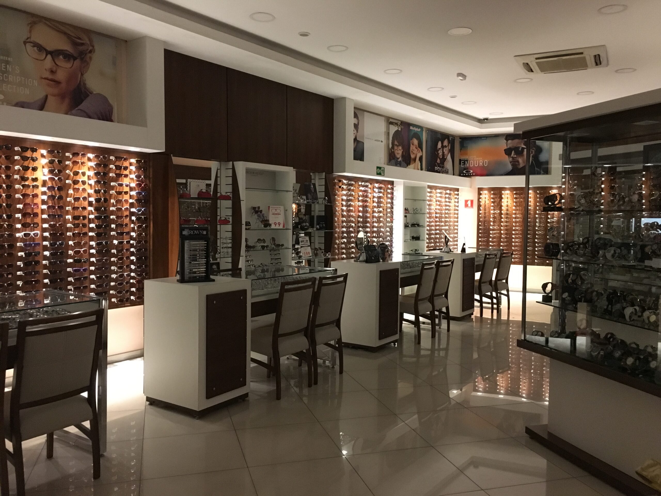 Por Trás das Minhas Lentes